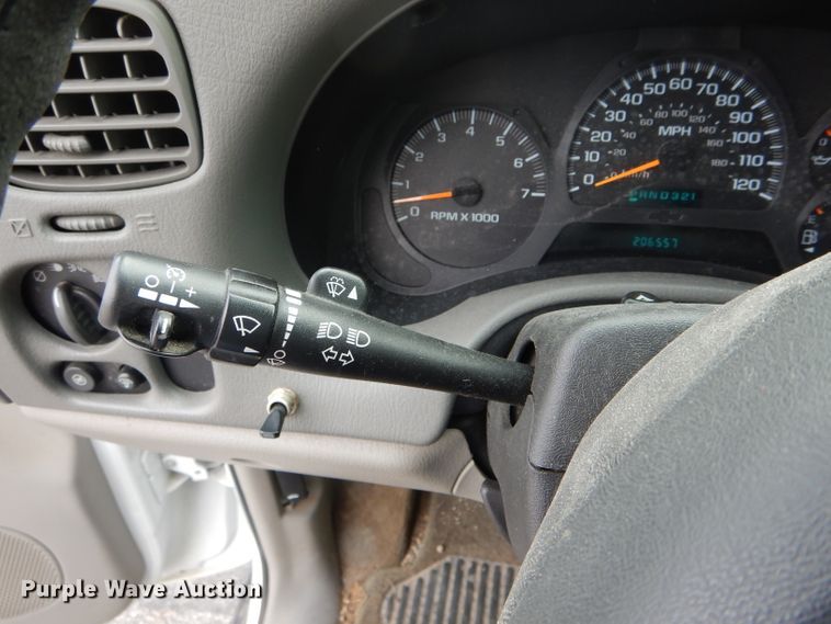 image for item DF3044 2003 Chevrolet TrailBlazer LS  SUV