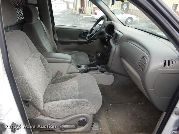 image for item DF3044 2003 Chevrolet TrailBlazer LS  SUV