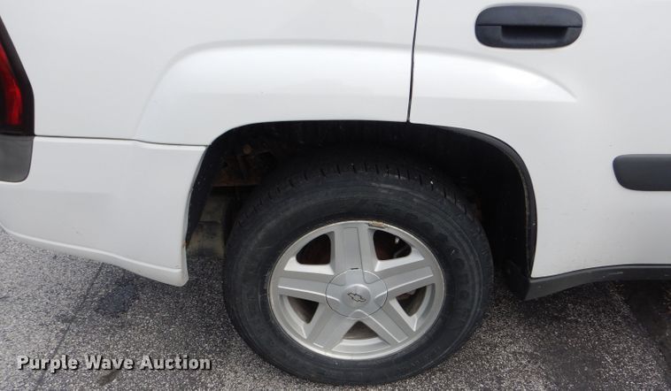 image for item DF3044 2003 Chevrolet TrailBlazer LS  SUV