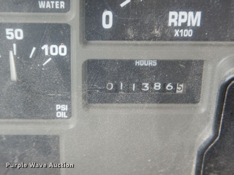 image for item DF3045 2002 International 4900 dump truck