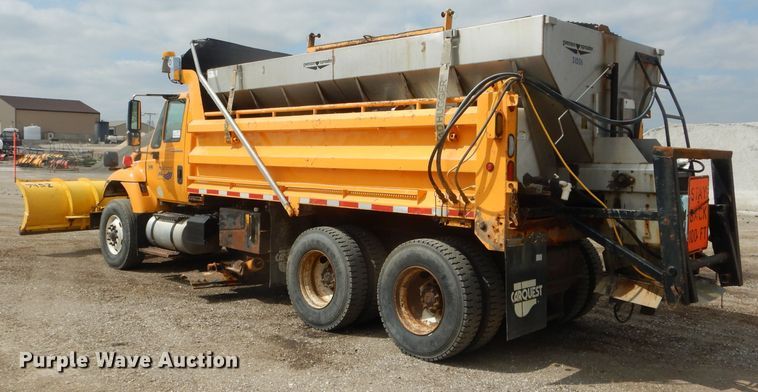 image for item DF3046 2006 International 7400 dump truck