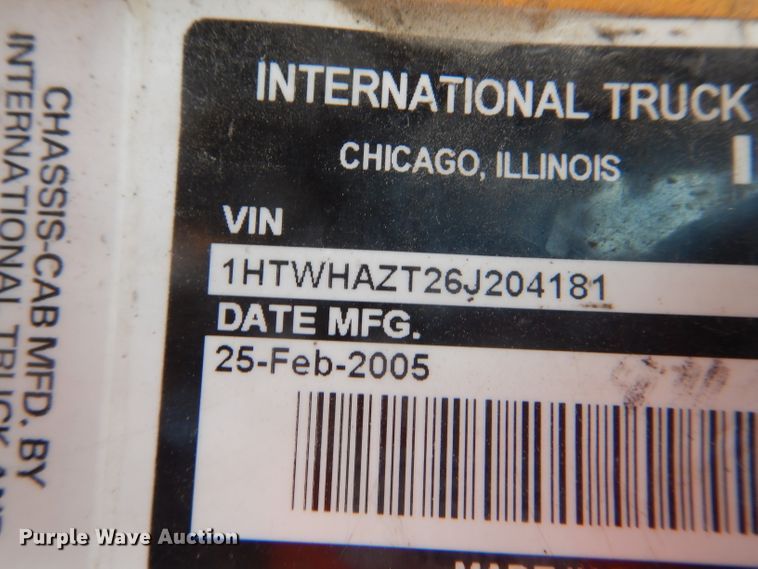 image for item DF3046 2006 International 7400 dump truck