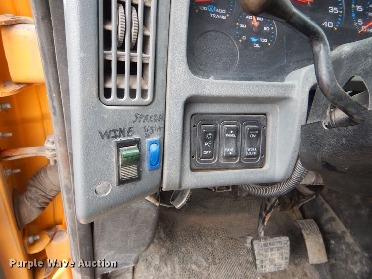 image for item DF3047 2006 International 7400 dump truck