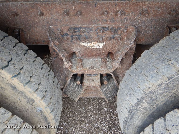 image for item DF3047 2006 International 7400 dump truck