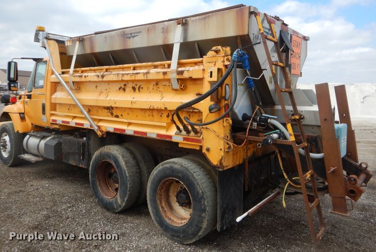 image for item DF3047 2006 International 7400 dump truck