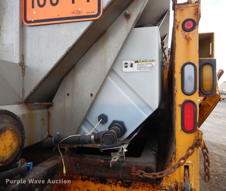 image for item DF3047 2006 International 7400 dump truck