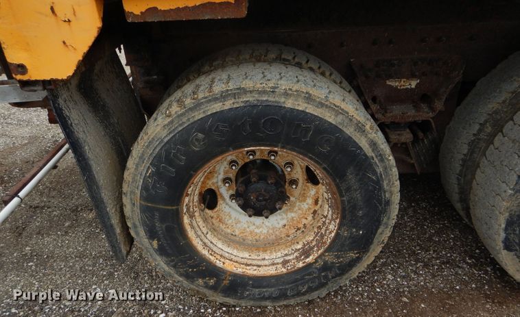 image for item DF3047 2006 International 7400 dump truck