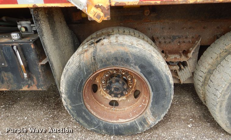 image for item DF3047 2006 International 7400 dump truck