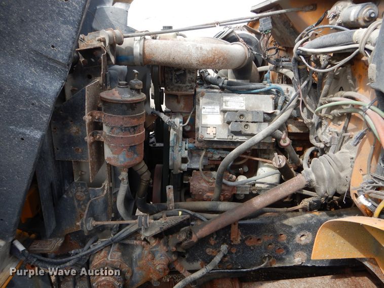 image for item DF3049 2002 International 4900 dump truck