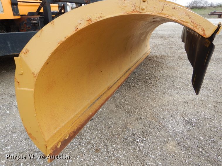 image for item DF3049 2002 International 4900 dump truck