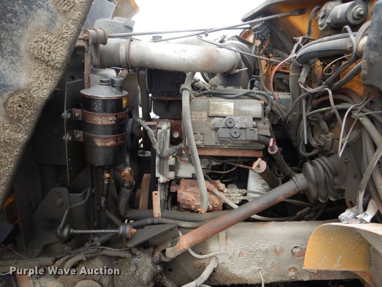 image for item DF3050 2002 International 4900 dump truck