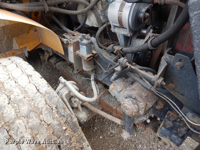 image for item DF3050 2002 International 4900 dump truck