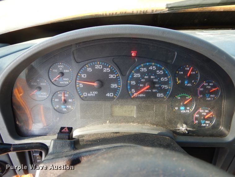 image for item DF3051 2006 International 7400 dump truck