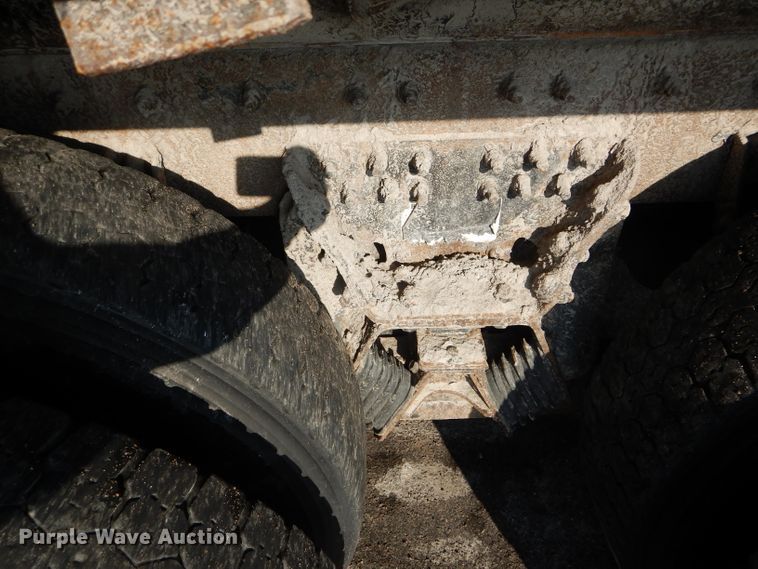 image for item DF3051 2006 International 7400 dump truck