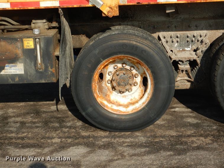 image for item DF3051 2006 International 7400 dump truck