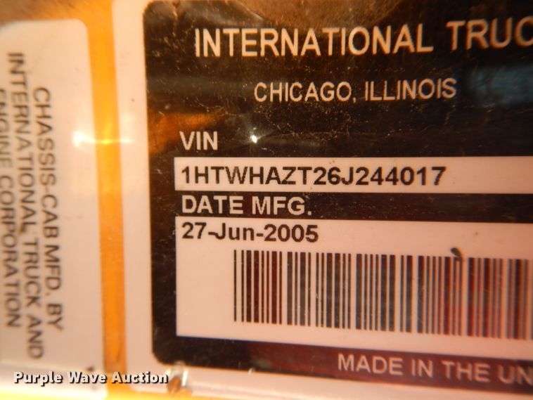 image for item DF3051 2006 International 7400 dump truck