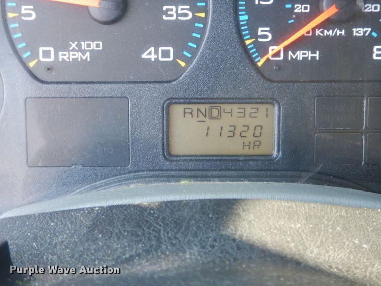 image for item DF3052 2006 International 7400 Crew Cab dump truck