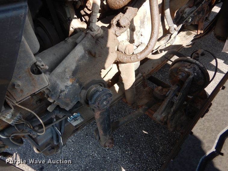 image for item DF3052 2006 International 7400 Crew Cab dump truck