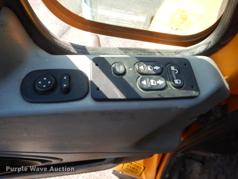 image for item DF3053 2004 International 7400 dump truck