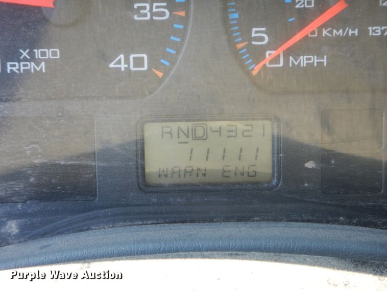 image for item DF3053 2004 International 7400 dump truck