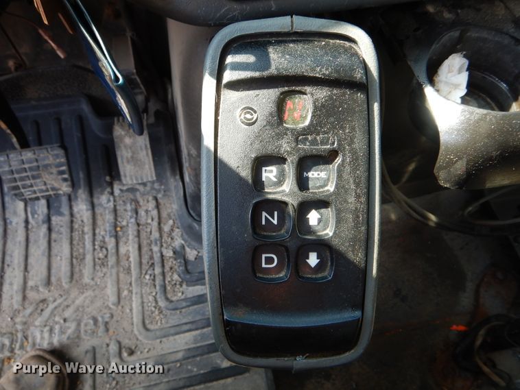 image for item DF3053 2004 International 7400 dump truck