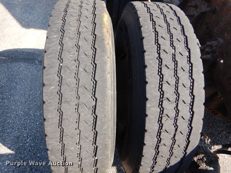 image for item DF3053 2004 International 7400 dump truck