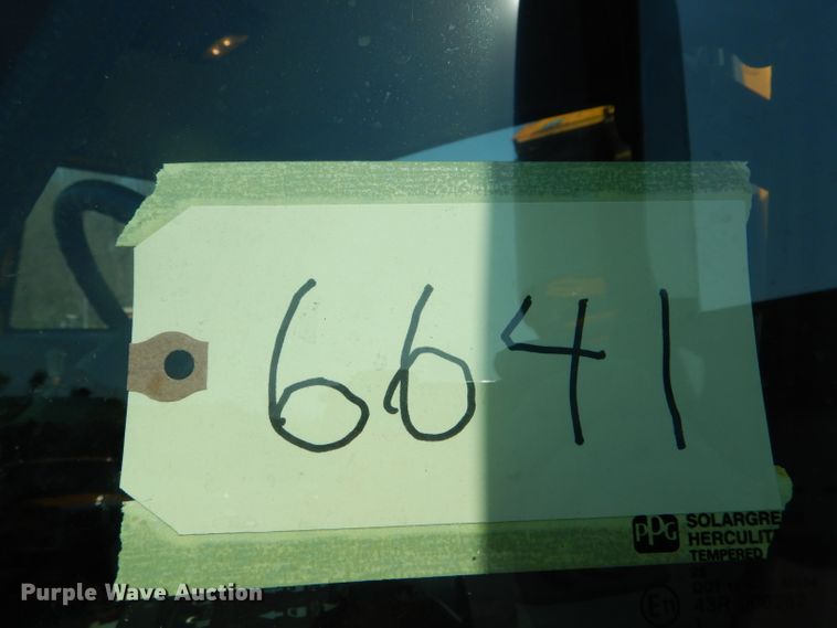 image for item DF3054 2003 International 7400 dump truck