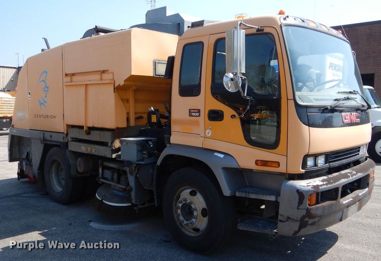 image for item DF3055 2004 GMC T7500 street sweeper