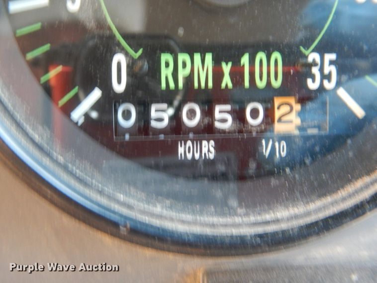 image for item DF3055 2004 GMC T7500 street sweeper