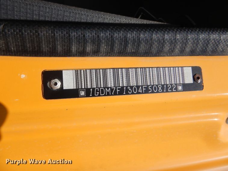 image for item DF3055 2004 GMC T7500 street sweeper