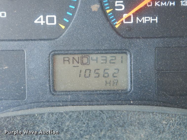 image for item DF3056 2005 International 7400 Crew Cab dump truck