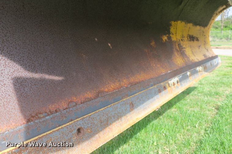 image for item DF5110 2006 International 7400 dump truck