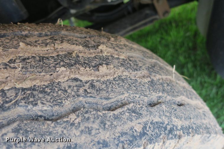 image for item DF5110 2006 International 7400 dump truck