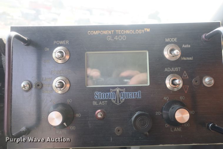 image for item DF5110 2006 International 7400 dump truck