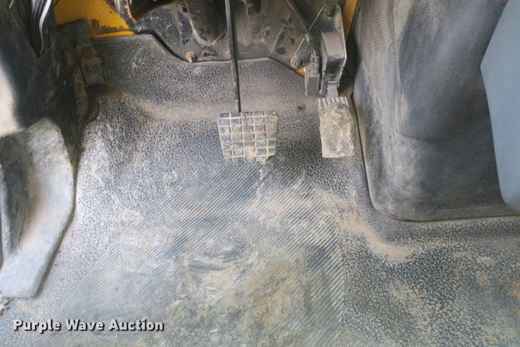 image for item DF5110 2006 International 7400 dump truck