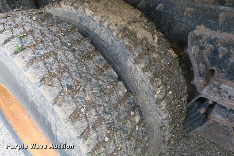 image for item DF5111 2006 International 7500 dump truck