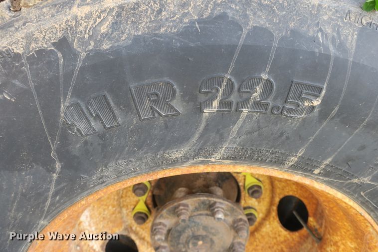 image for item DF5111 2006 International 7500 dump truck