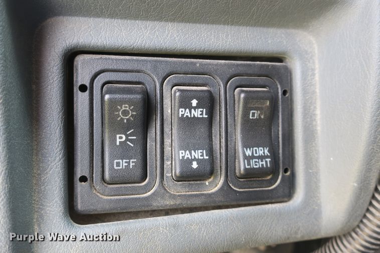 image for item DF5111 2006 International 7500 dump truck