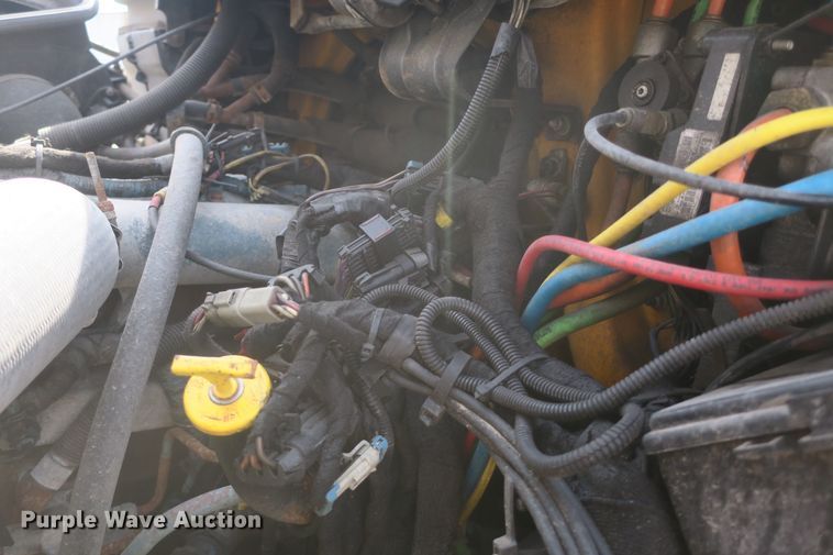 image for item DF5111 2006 International 7500 dump truck