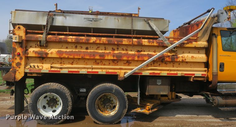 image for item DF5111 2006 International 7500 dump truck