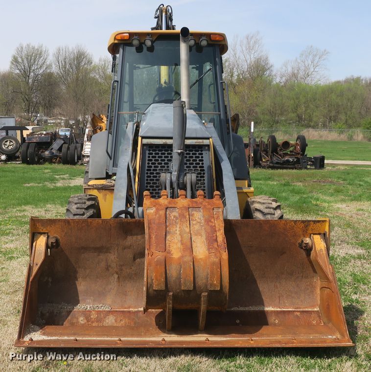 image for item DF5112 2007 John Deere 410J  backhoe