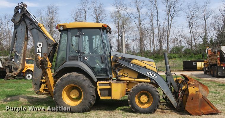 image for item DF5112 2007 John Deere 410J  backhoe