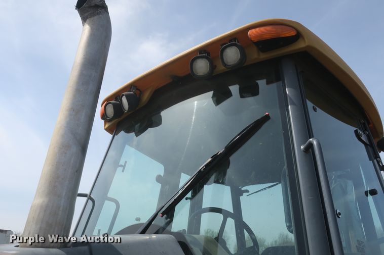 image for item DF5112 2007 John Deere 410J  backhoe