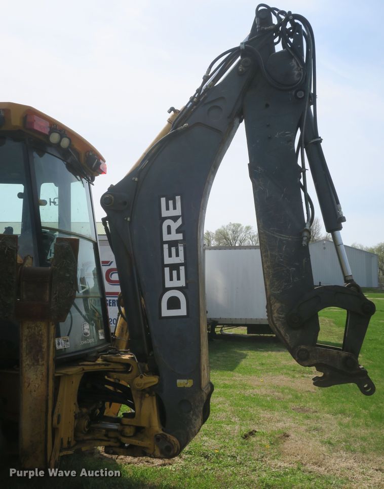 image for item DF5112 2007 John Deere 410J  backhoe