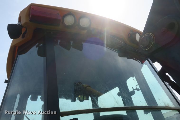 image for item DF5112 2007 John Deere 410J  backhoe