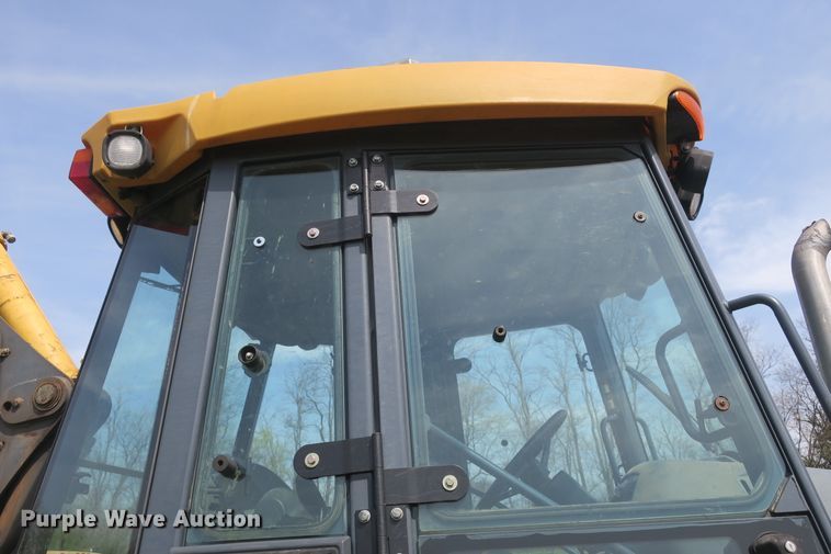 image for item DF5112 2007 John Deere 410J  backhoe