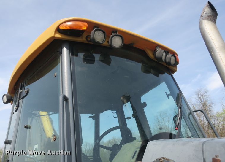 image for item DF5112 2007 John Deere 410J  backhoe