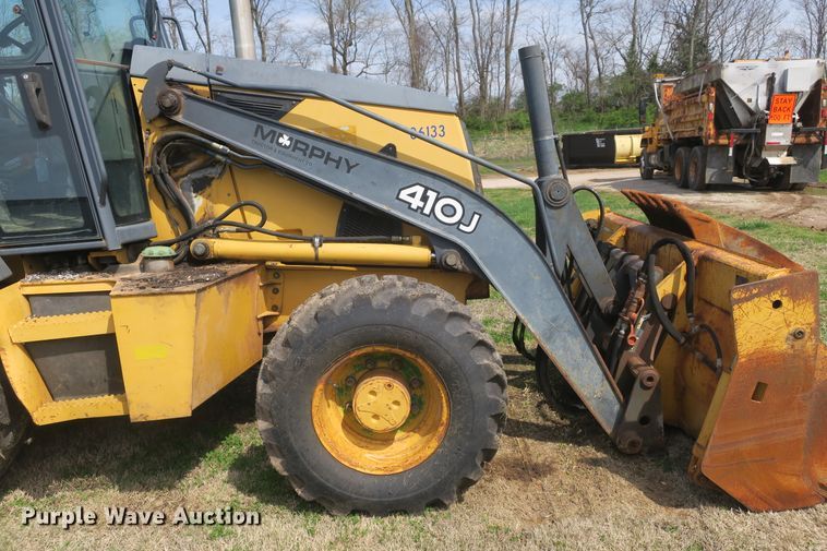 image for item DF5112 2007 John Deere 410J  backhoe