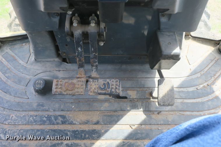 image for item DF5112 2007 John Deere 410J  backhoe