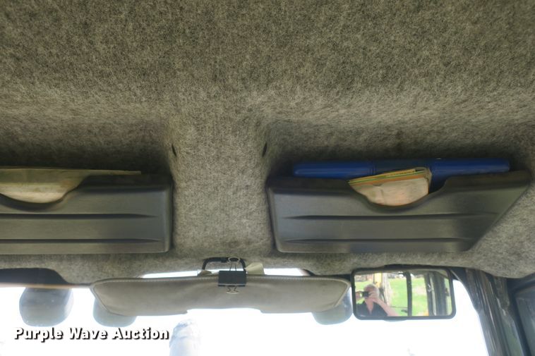 image for item DF5112 2007 John Deere 410J  backhoe